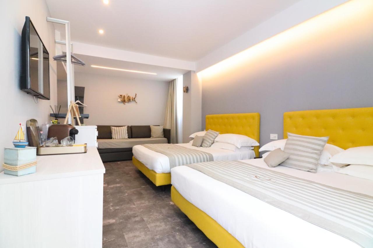 J Luxury Tropea