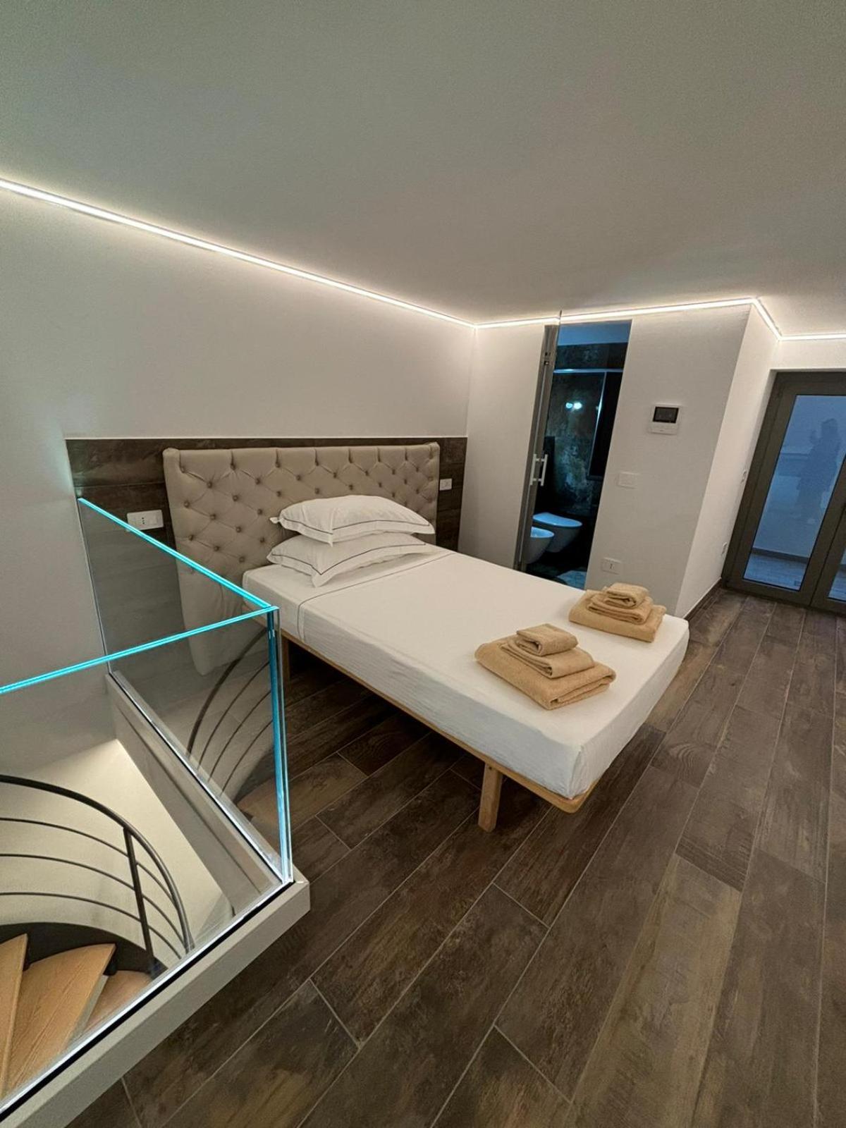 J Luxury Tropea